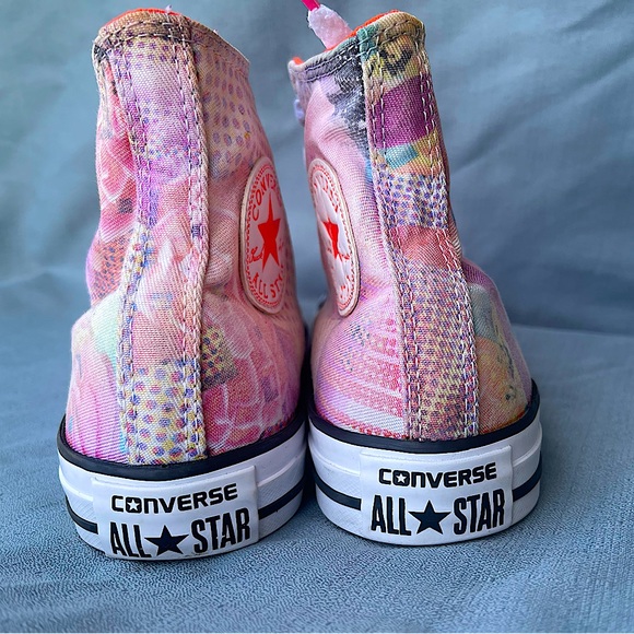 Converse Chuck Taylor All Star Hi ‘Digital Floral- Lava’ - 553296F - Picture 6 of 8